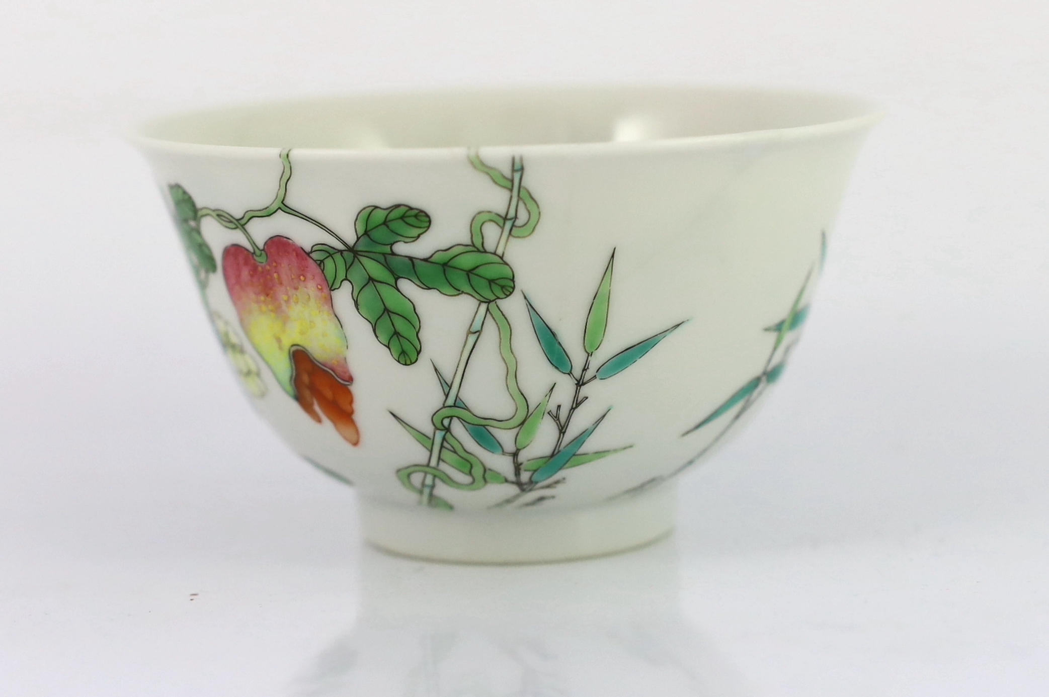 A Chinese famille rose bowl, Jiaqing seal mark and of the period (1796-1820)